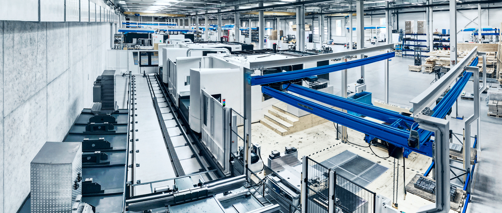 Modern machinery for customer-specific machining at the Meusburger site in Lingenau Image:© Meusburger