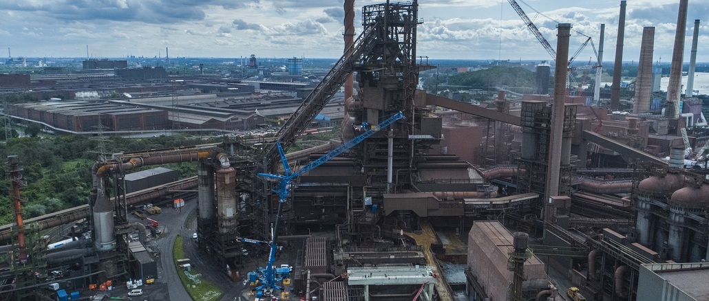 The TKS blast furnace "Schwelgern 1" goes on its last journey. The future is climate-friendly. Image: © Thyssenkrupp Steel