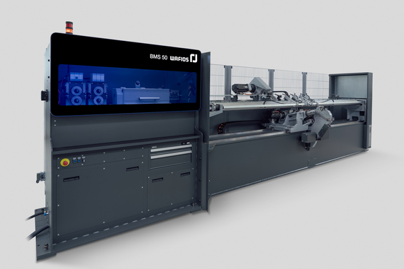 Trade show premiere of the BMS 50 multi-head wire bending machine up to 10 mm wire diameter © Wafios