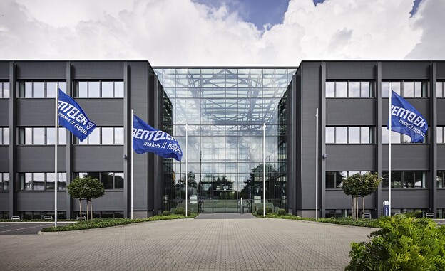 With a product portfolio that is 85 percent open to drives, metal process specialist Benteler supports its customers on their way to achieving their own climate targets. © Benteler