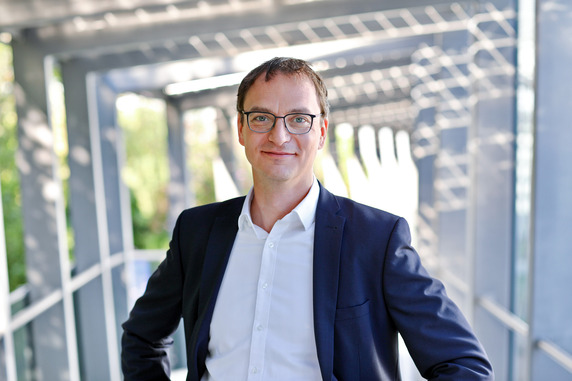Dr. Maik Fiedler, Head of Vacuum Automation and Vacuum Handling Business Units at J. Schmalz GmbH. © Schmalz