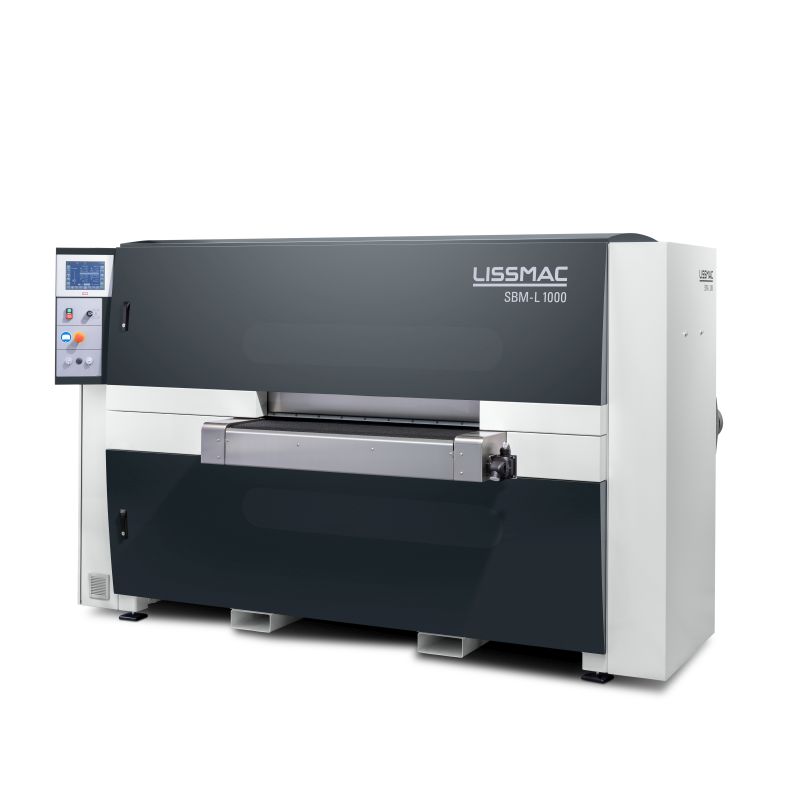 The SBM-L systems are designed for deburring and edge rounding of workpieces up to 50 mm sheet thickness. They convince with efficient processing sequences and times. © Lissmac