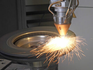Pulverbasierende Laserbeschichtung einer Bremsscheibe © Laserline