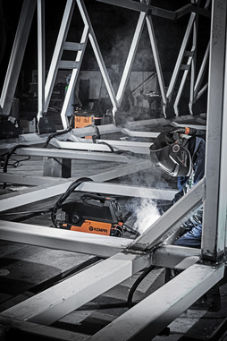 The X5 FastMig can be combined with the dedicated MAX and Wise arc welding processes to minimize spatter and produce high-quality welds, regardless of the welding application. © Kemppi