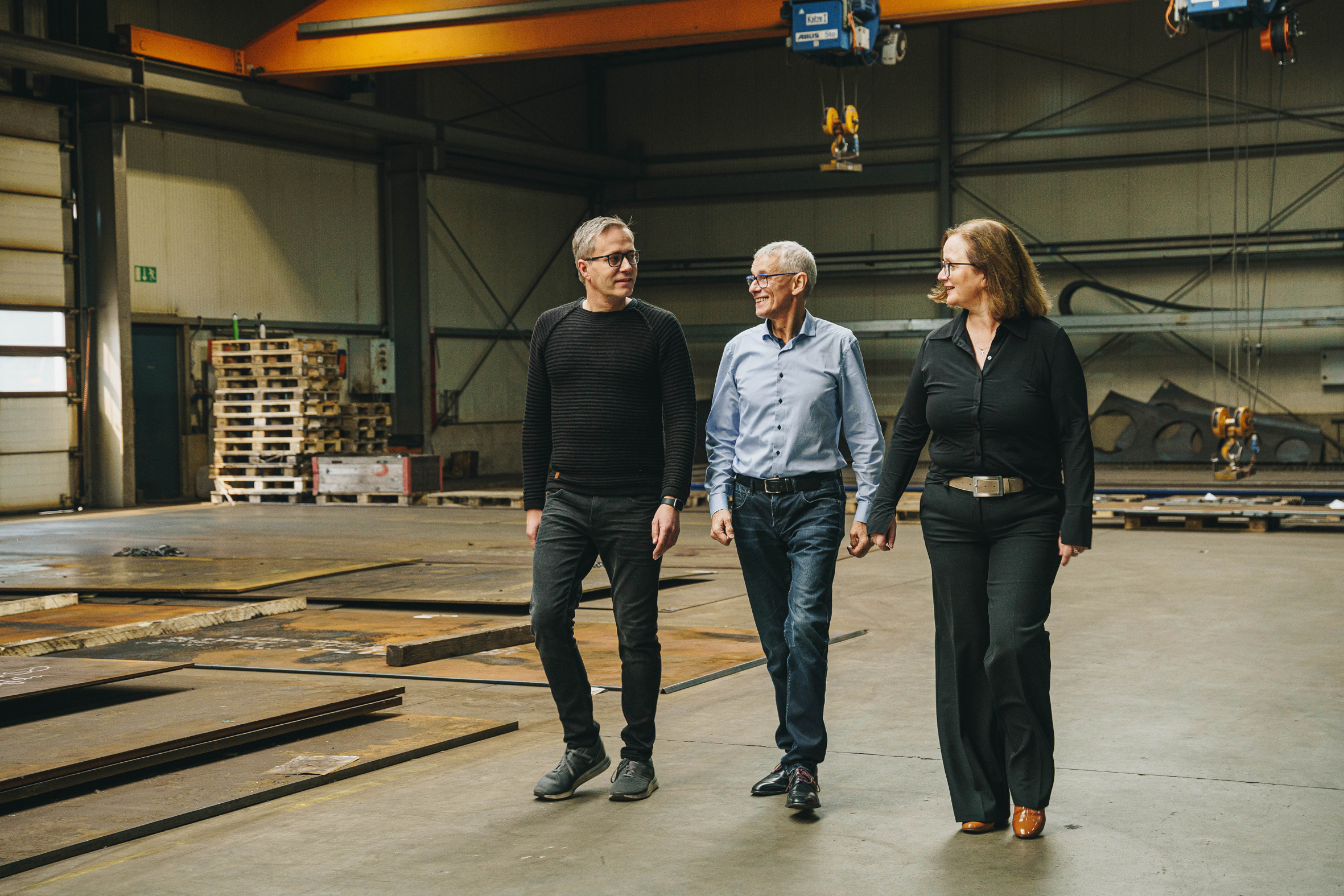 Together in one direction: open communication, mutual trust, a common focus on the benefits for the end customer and the will to innovate were the guarantors of success (from left: Stefan Tenhumberg, Ingo Staudinger, Mechthild Beuting). © Messer Cutting Systems