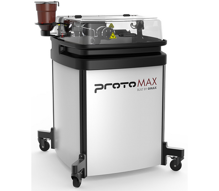 Die Wasserstrahlschneidanlage Protomax von Omax ist eine vielseitige und kompakte Anlage, die sich für die Fertigung von Kleinserien und Prototypen sowie Lehranwendungen eignet. © Omax