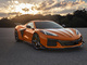 2023er Corvette C8 mit Mittelmotor im Heck, eine Ikone unter den Sportwagen. Die mächtigen Luftgitter stammen von Graepel. © General Motors / Chevrolet