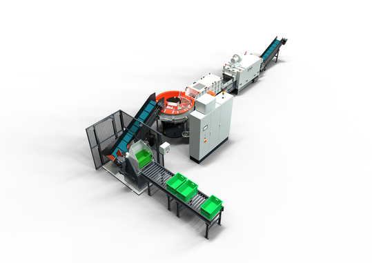Die Anlagenverkettung von Rösler besteht aus sechs Einheiten und überzeugt durch einen hohen Automatisierungsgrad, einfaches Teilehandling und robuste Bauweise. Harting hat bereits fünf baugleiche Verkettungen an anderen Standorten in Betrieb. © Rösler