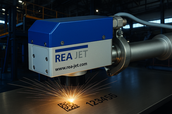 Die Rea Laser FL Faserlaser bringen zuverlässig Markierungen in härtere Metalle oder auch Kunststoffe ein. © Rea