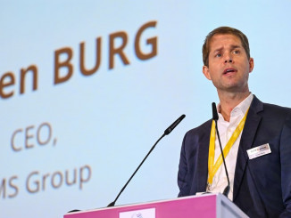 Jochen Burg, CEO der SMS group, während seiner Eröffnungsrede auf der worldsteel Breakthrough Technology Conference: „Für die Dekarbonisierung gibt es keine Einheitslösung. Es braucht Ansätze, die genau das aufgreifen, was für unsere Kunden wirklich zählt.“ © SMS