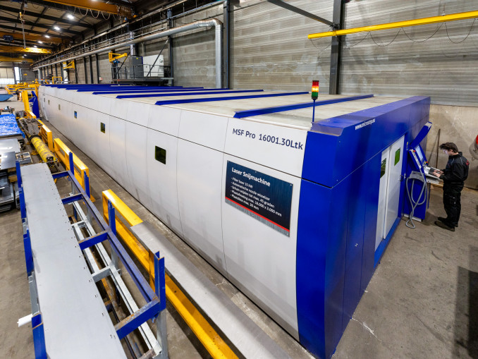 Um Präzision und Effizienz zu sichern, setzt das niederländische Familienunternehmen Dulasta unter anderem auf die neue Laserschneidanlage MSF Pro von MicroStep. © Microstep Europa GmbH