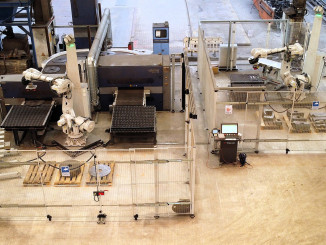 The best of both worlds: Salzgitter has deliberately chosen the EasyDebur for high-volume production and the EasyGrinder for complex components. © Teqram