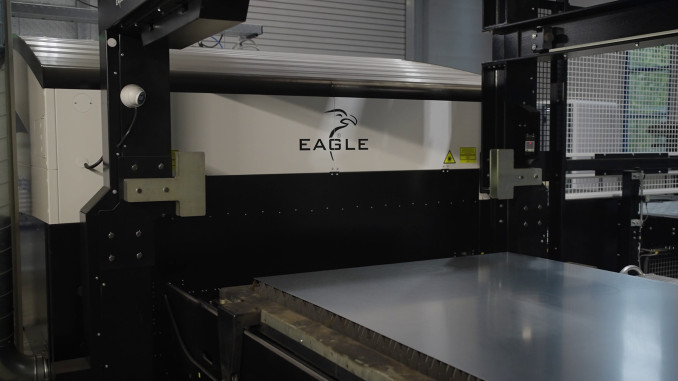 Eagle iNspire 153015 KW with 9-seconds pallet changer © Eagle Lasers